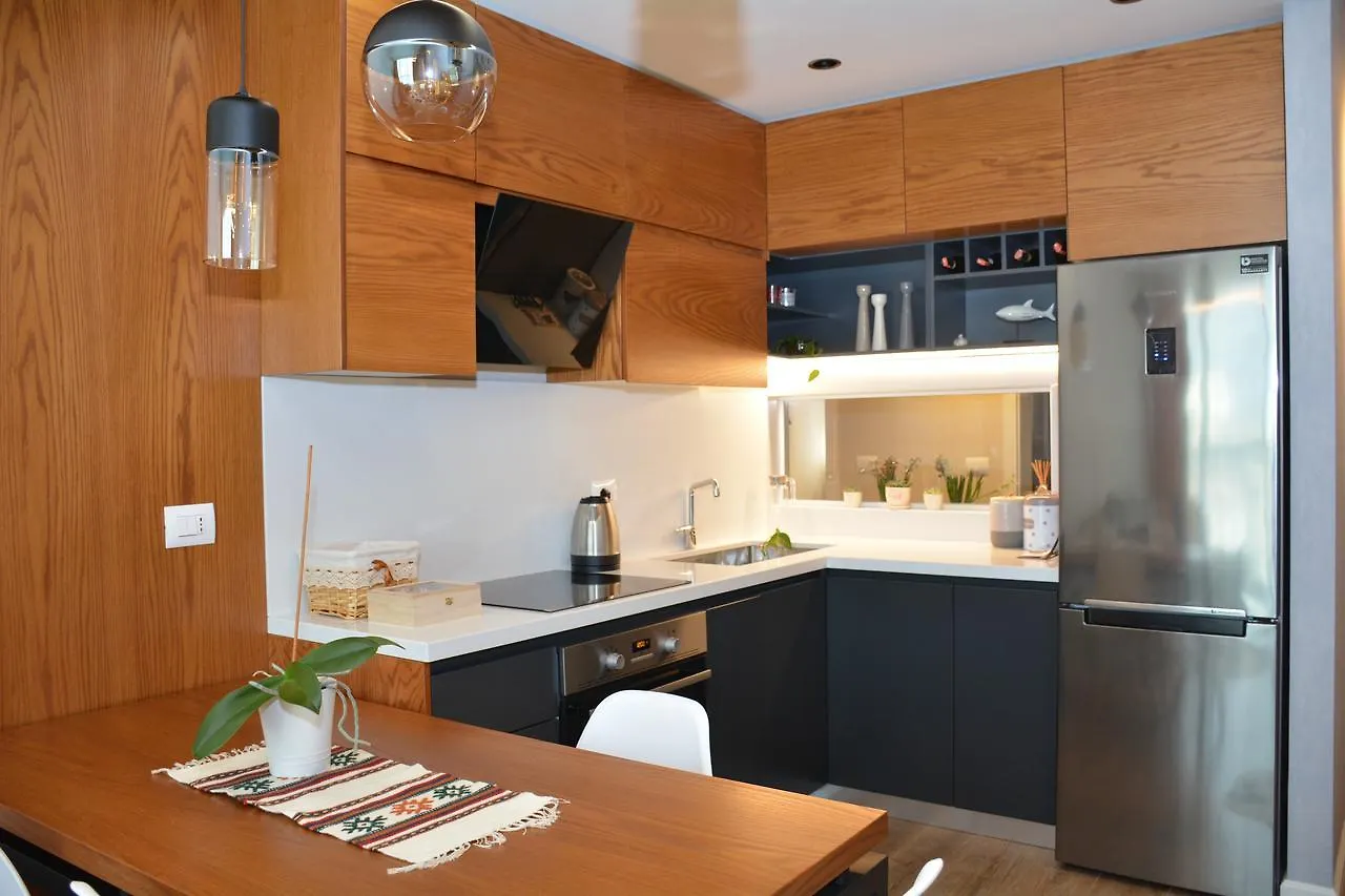 Central Luxury Apartment Tirana 0*,  Albanië